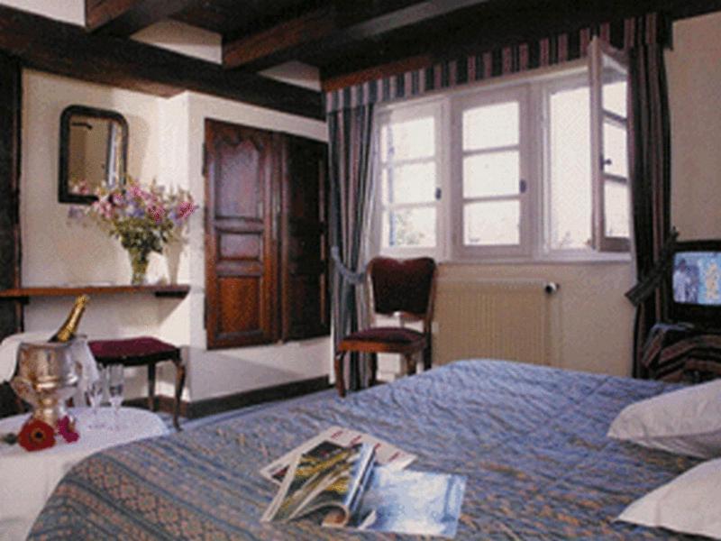 Auberge Et Hostellerie Paysanne Lutter Exterior foto